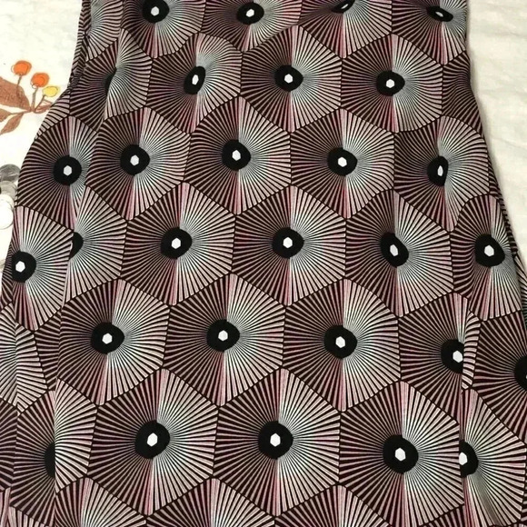 A Love Story Purple Black Mod Sleeveless Top - Picture 4 of 4